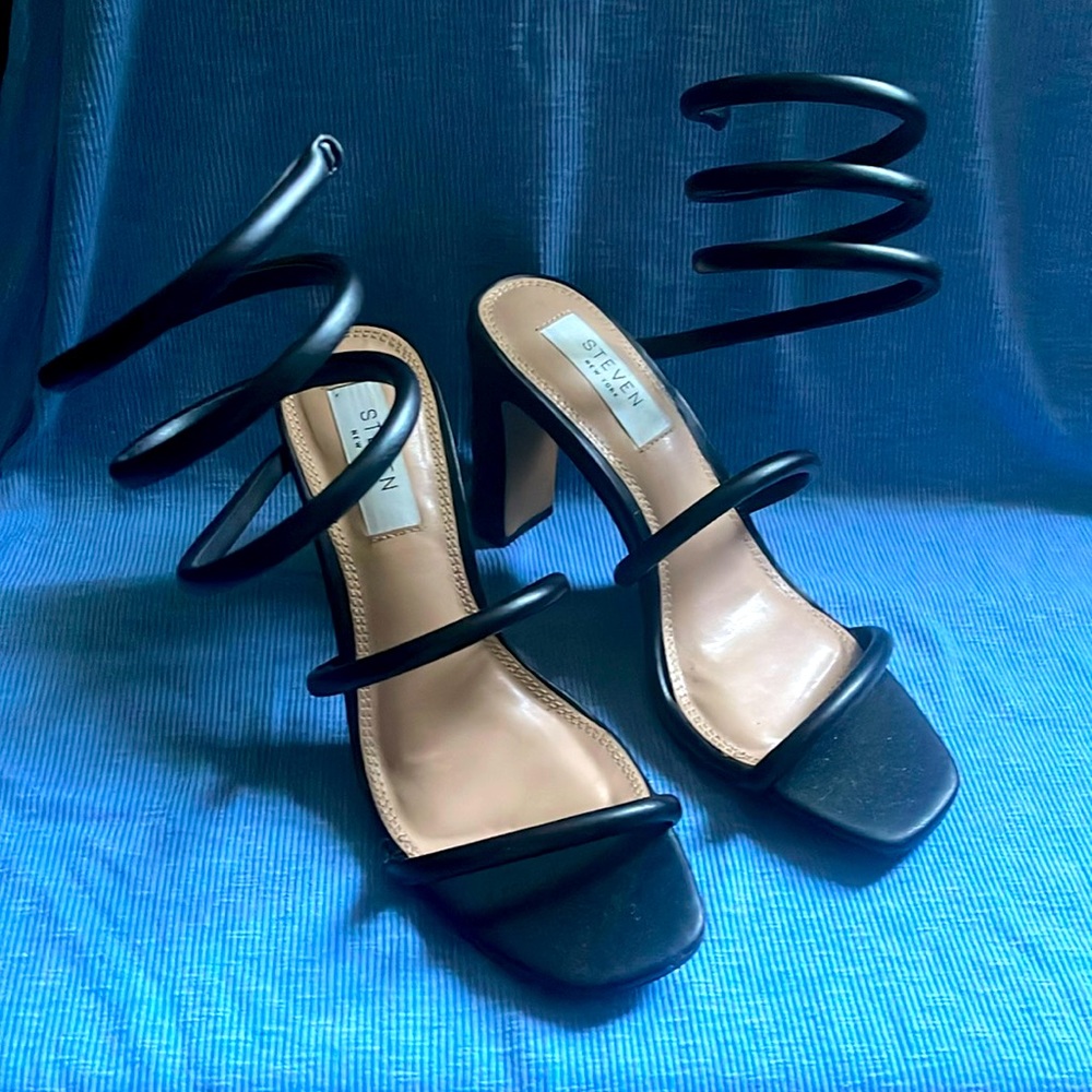 Steve Madden heels size 6